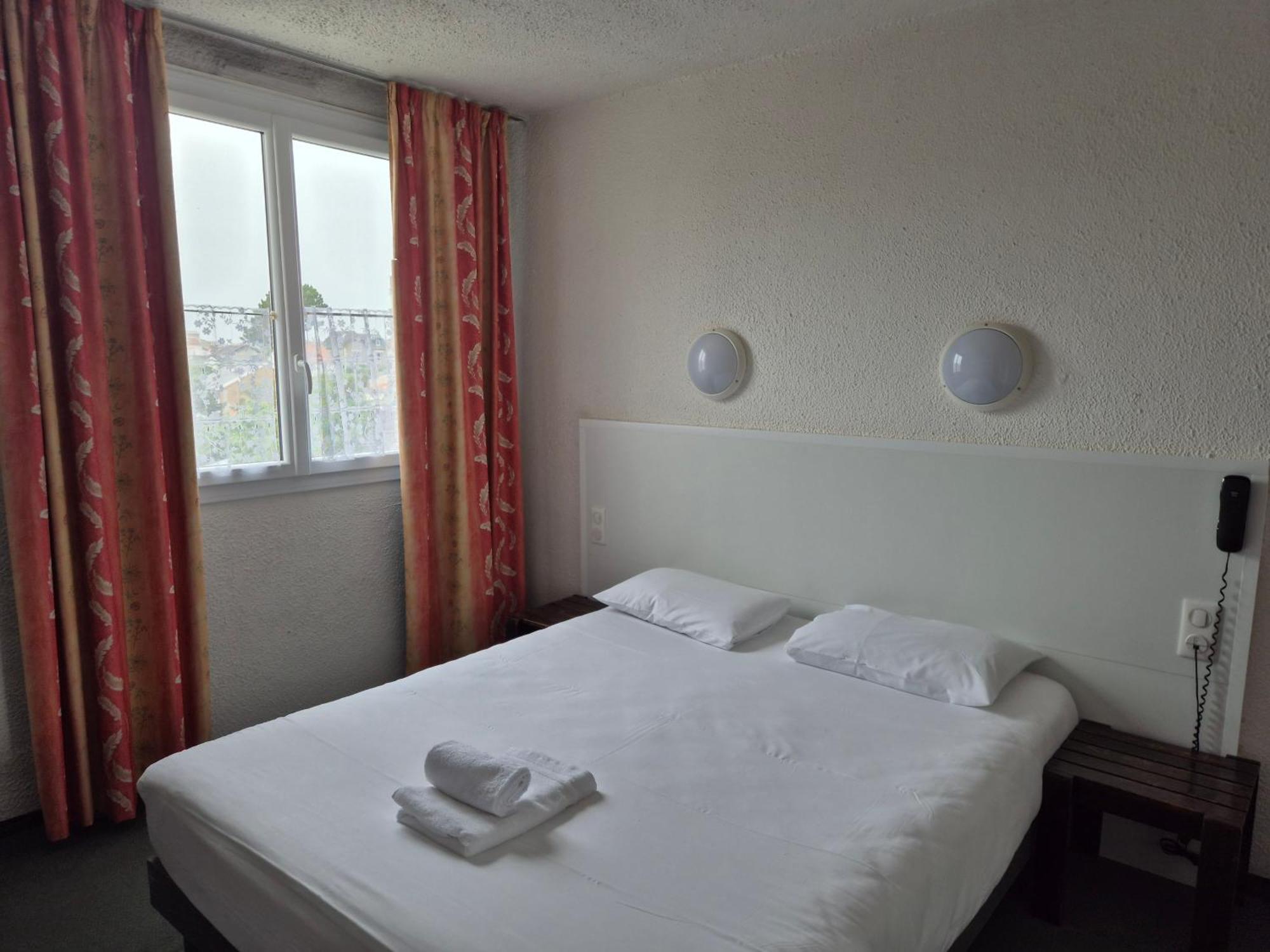 Hotel Le Challans Eksteriør billede