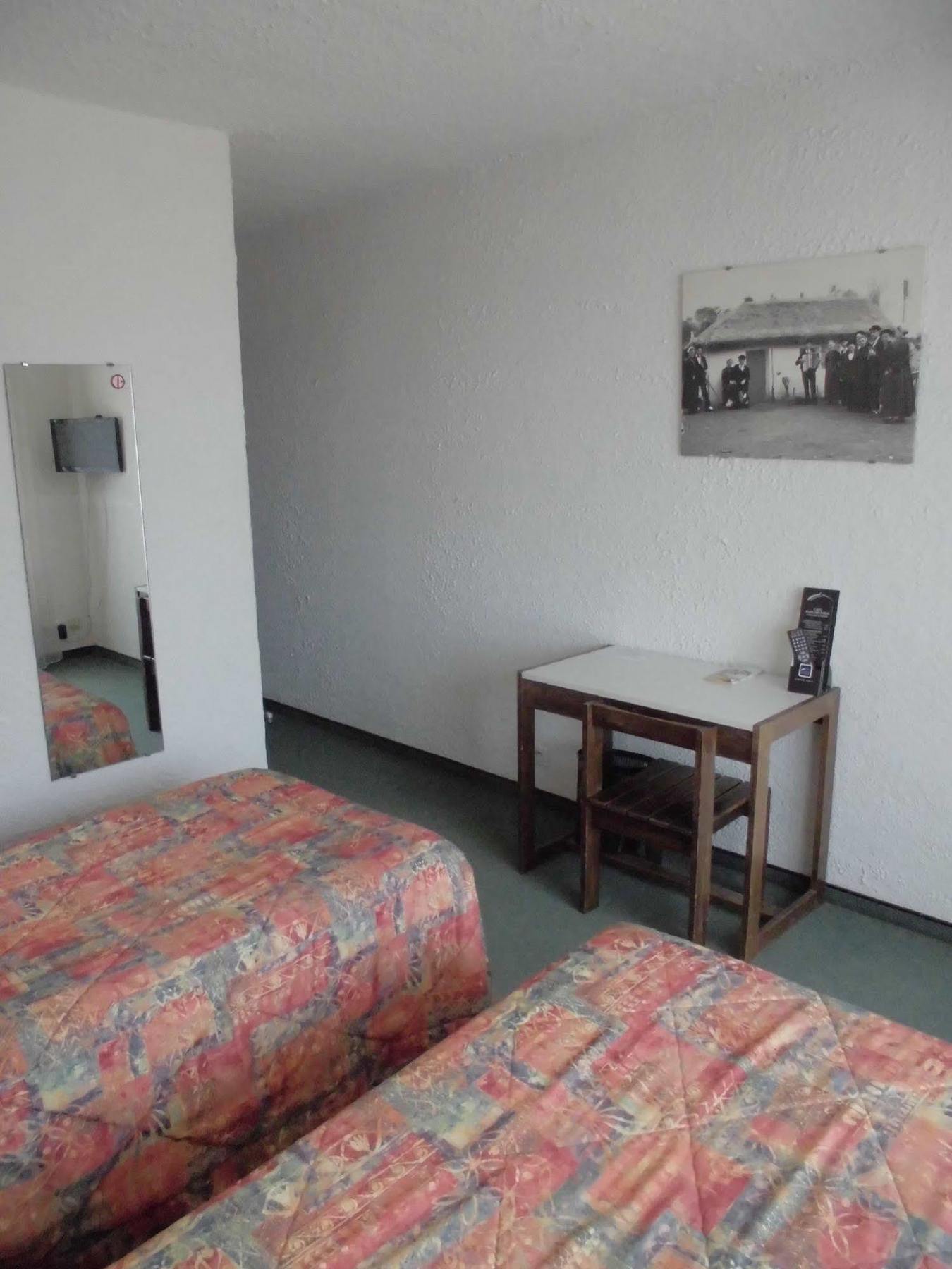 Hotel Le Challans Eksteriør billede